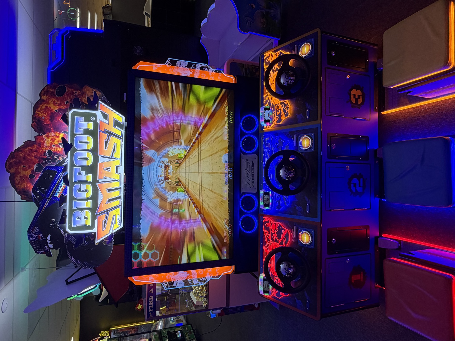Arcade machines and lights