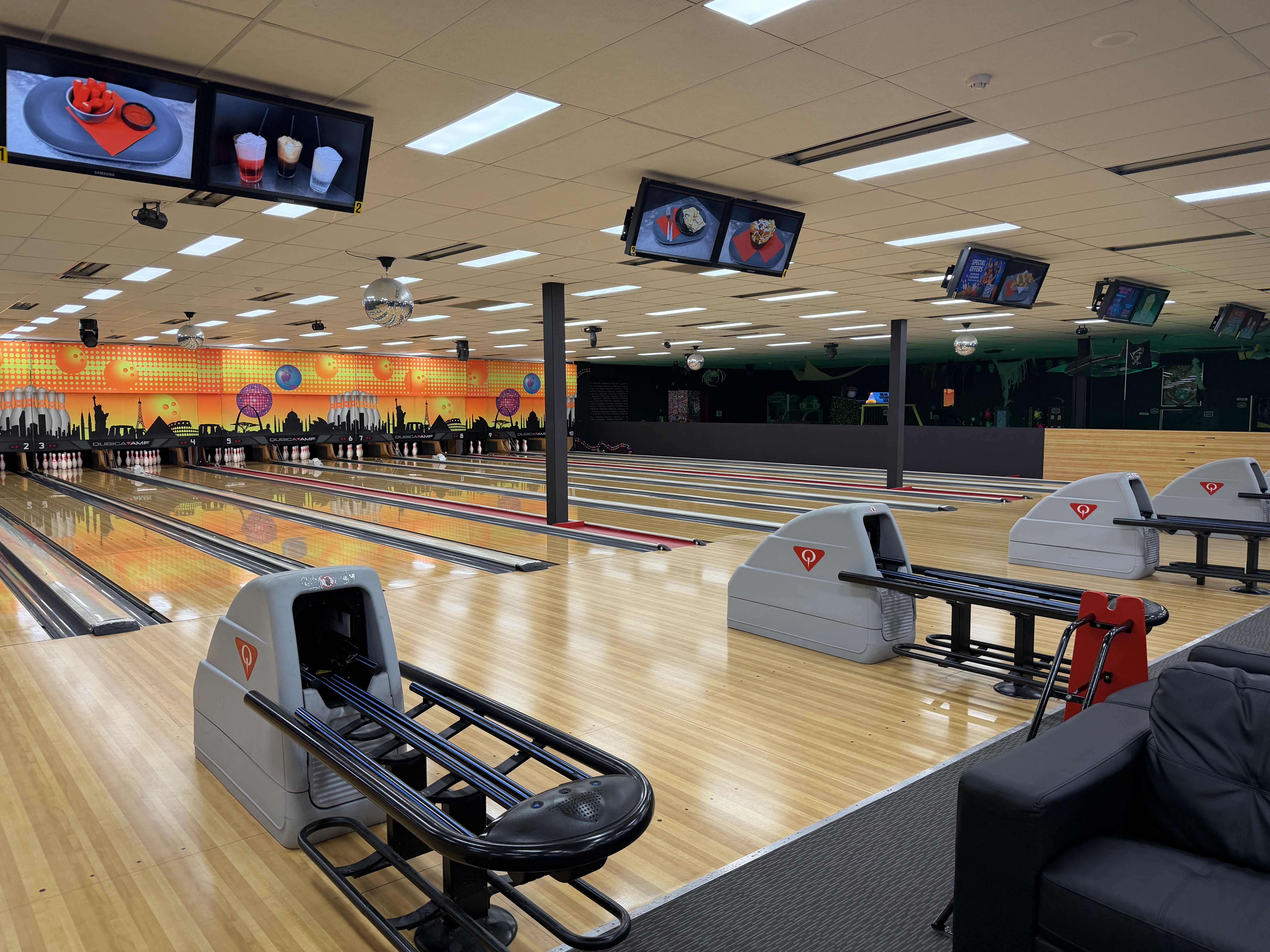 Bowling lanes