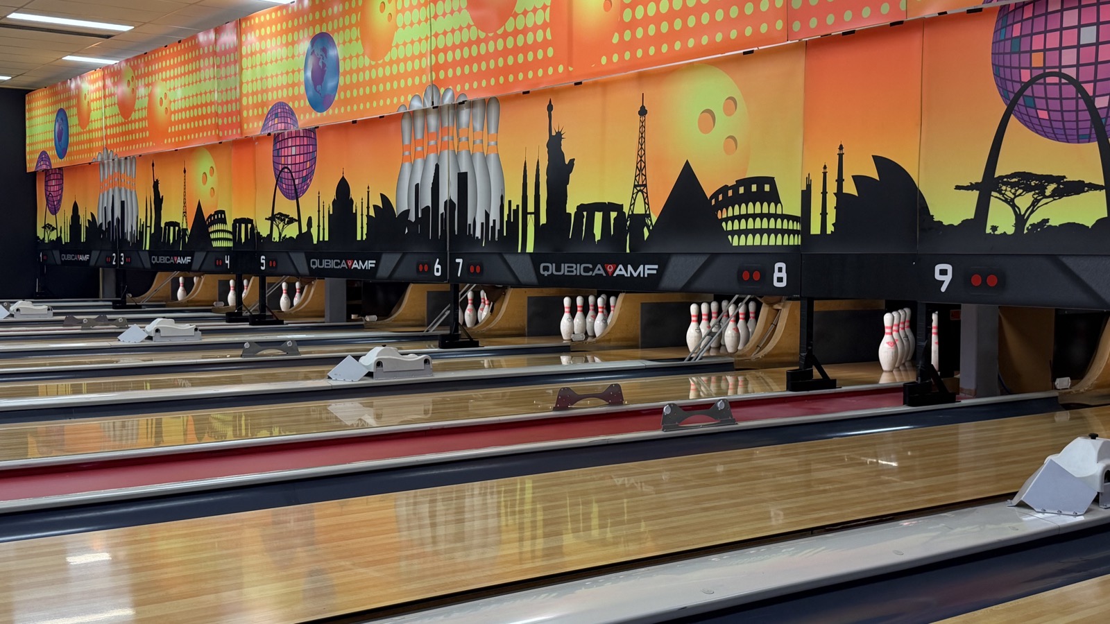 Bowling lanes